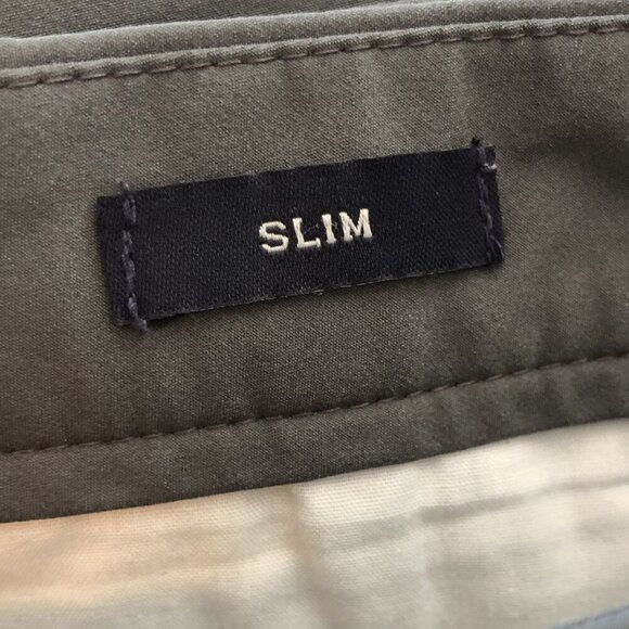 J.Crew Men's Slim Fit Tech Chino Pant 34x34 Gray Moisture Wicking Sun Protection - Picture 4 of 11